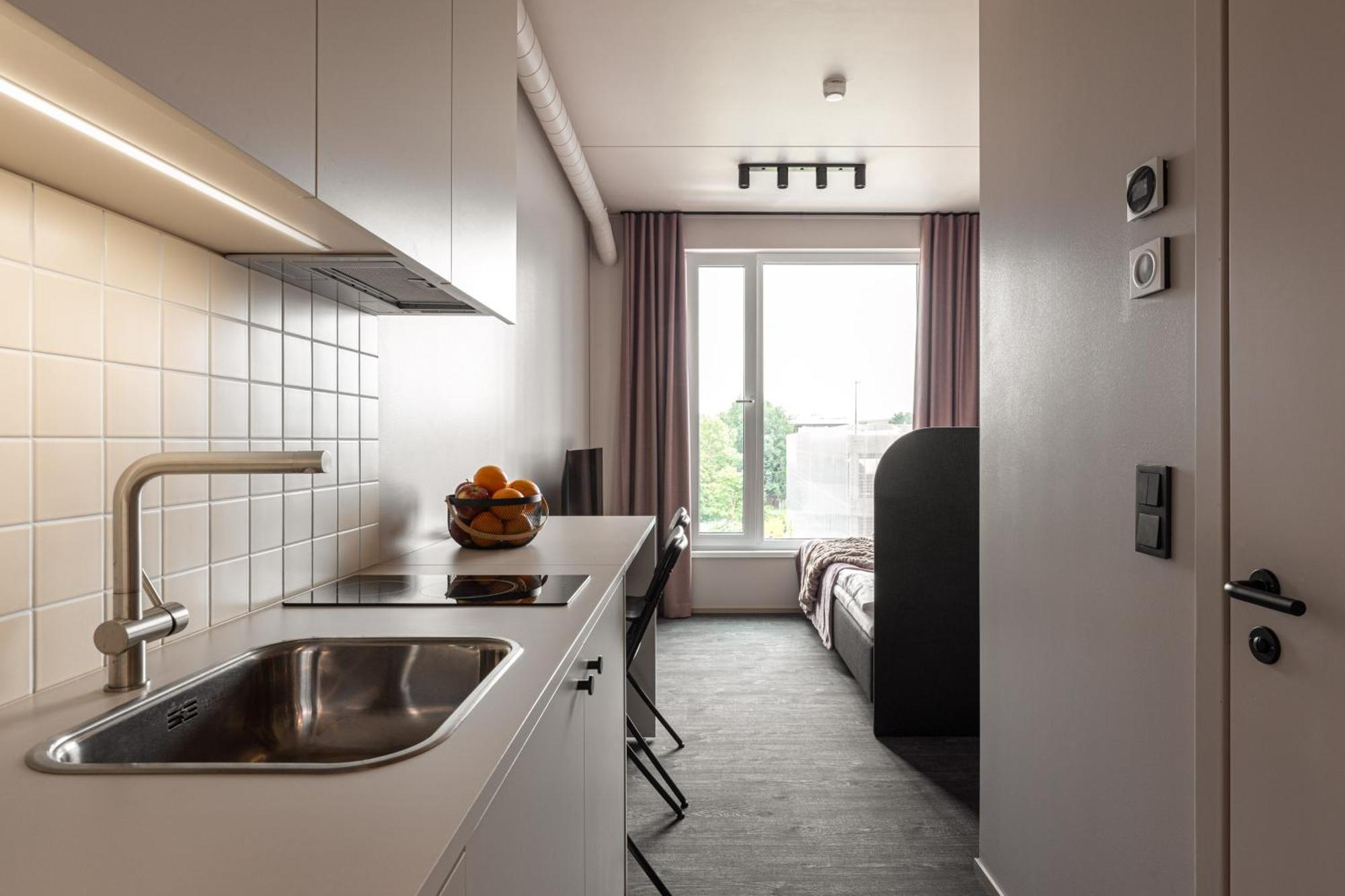 Hugo Apartment Hotel Тарту Екстериор снимка