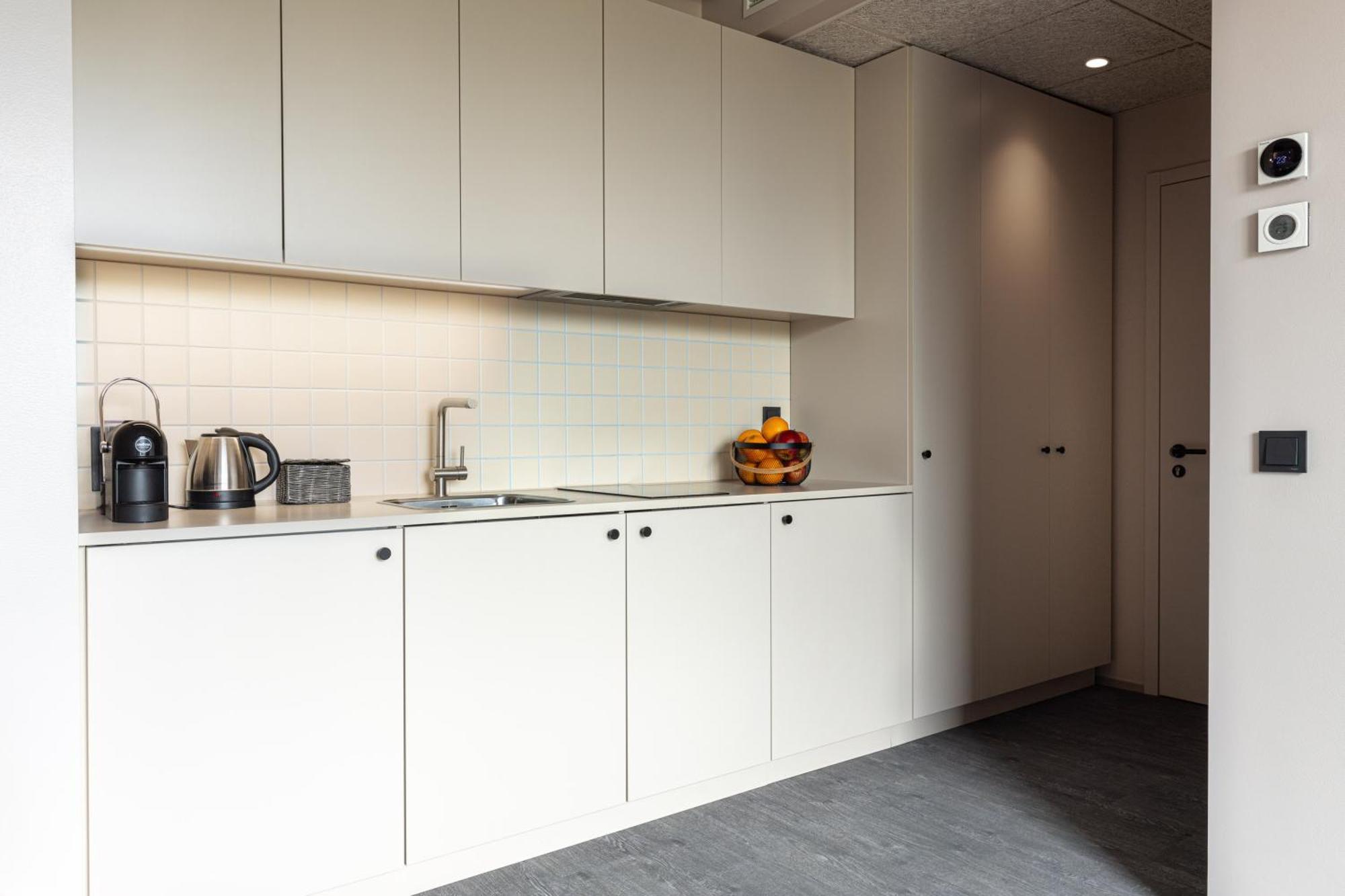 Hugo Apartment Hotel Тарту Екстериор снимка